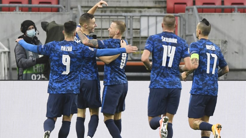 Jan Gregus - Slovakia - celebrates a goal with teammates - Minnesota United