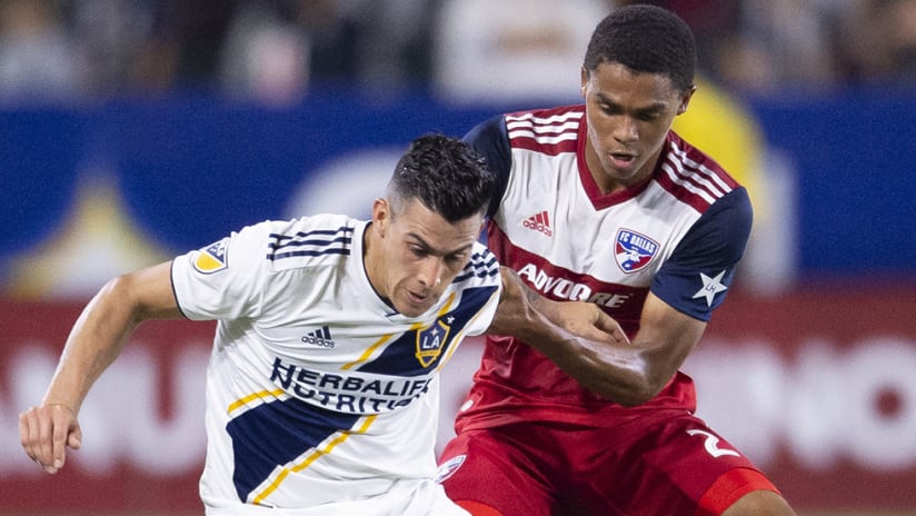 Cristian Pavon – LA Galaxy – Reggie Cannon – FC Dallas