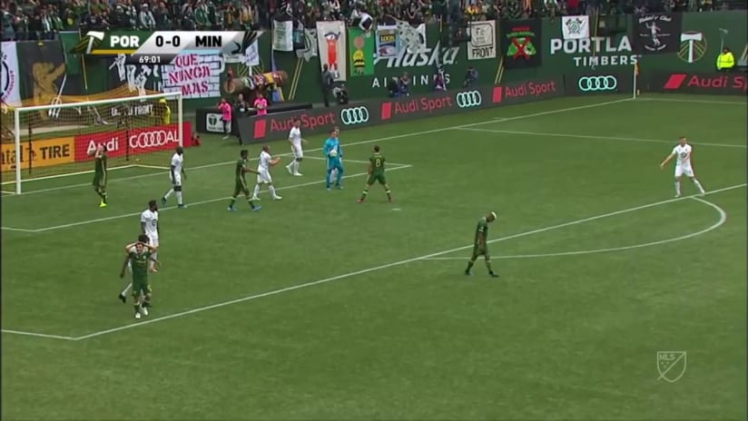 Cristhian Paredes with a great shot to the post vs. Minnesota United FC!