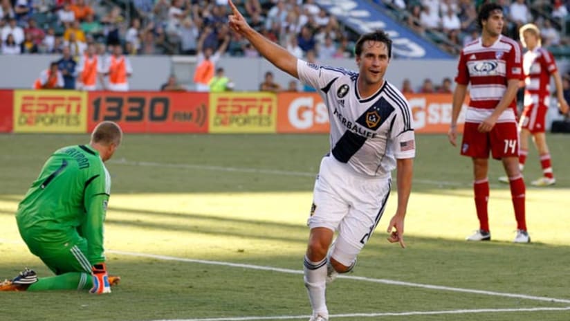 Todd Dunivant celebrates his goal vs. Dallas