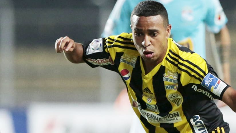 Yohandry Orozco - Deportivo Tachira - April 8, 2015