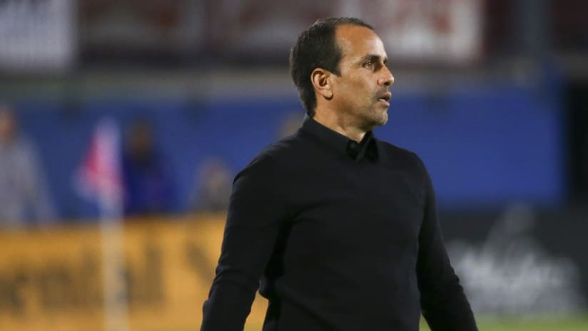 Oscar Pareja looks into space - FC Dallas