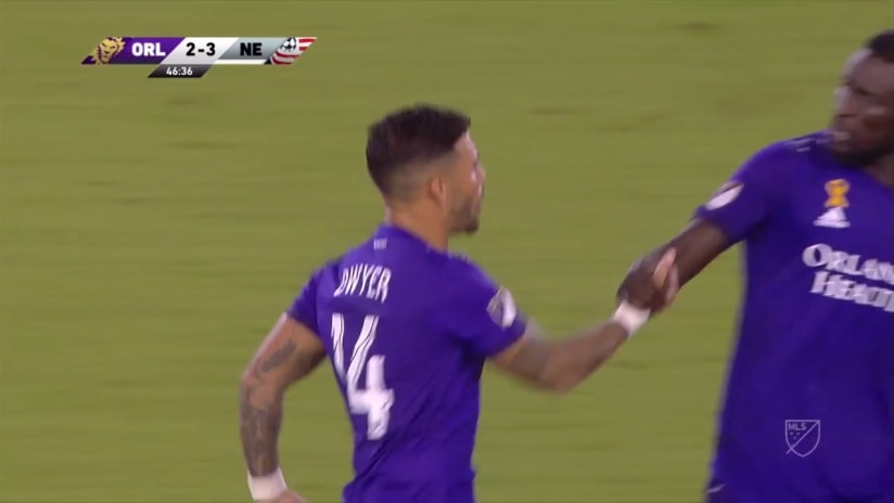GOAL: Dom Dwyer nods it home