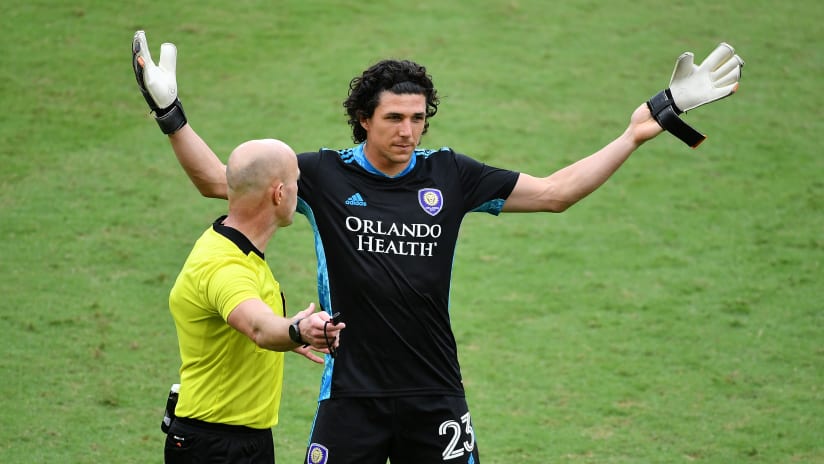 Playoffs 2020 - Brian Rowe w/ referee - Orlando City SC