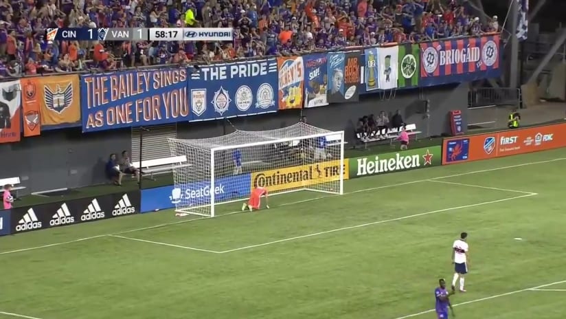 FC Cincinnati 1-2 Vancouver Whitecaps FC | 2-Minute Highlights