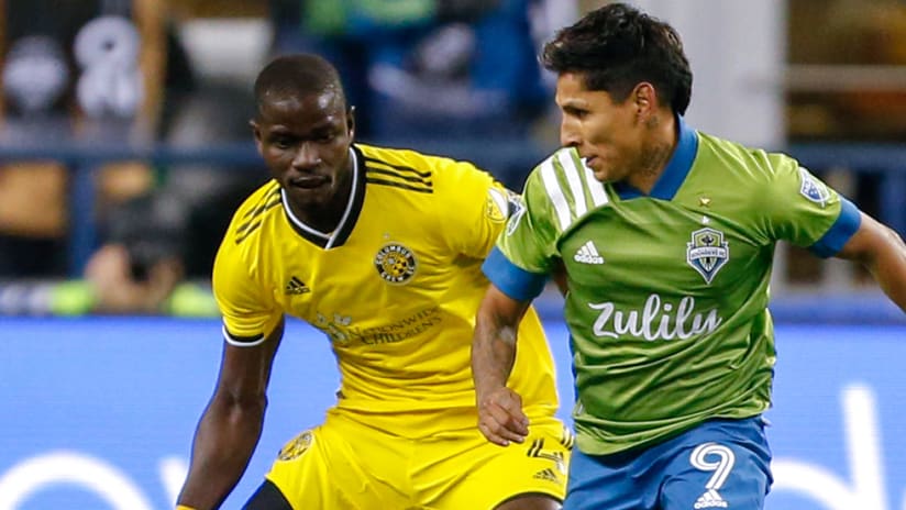 Raul Ruidiaz - Jonathan Mensah - Seattle Sounders - Columbus Crew