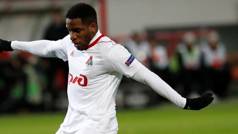 Jefferson Farfan - Lokomotiv Moscow - winds up shot