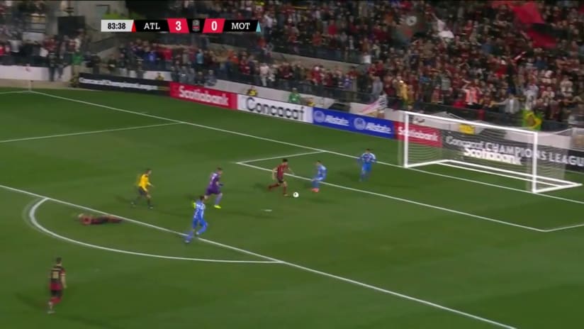 GOAL: Gonzalo Martinez puts it away for Atlanta United