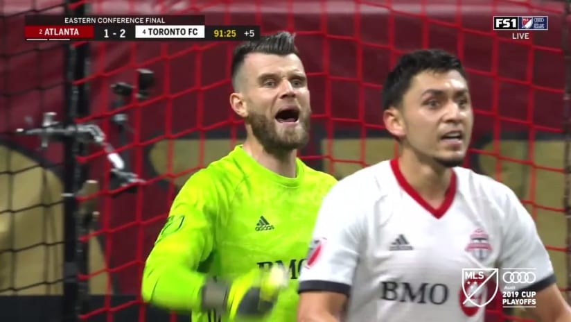 SAVE: Quentin Westberg preserves the lead for Toronto in stoppage time