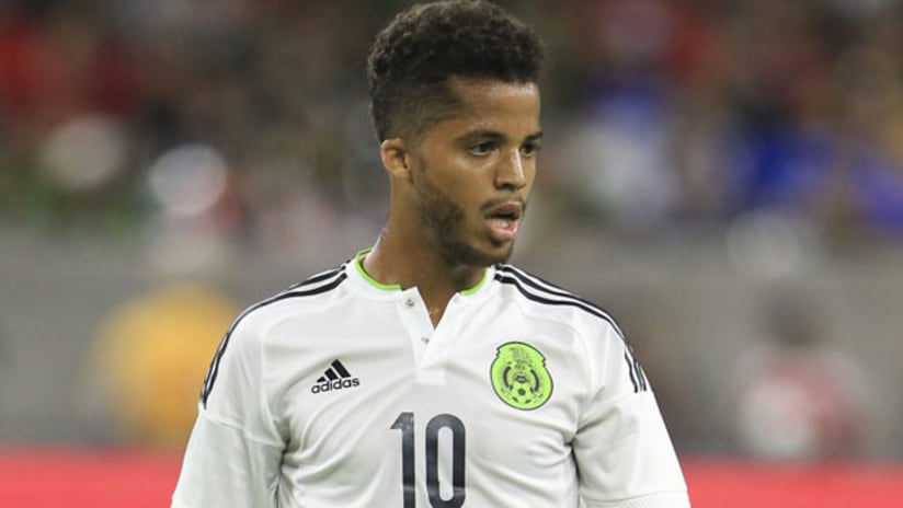 Giovani Dos Santos with the Mexican national team vs. Honduras