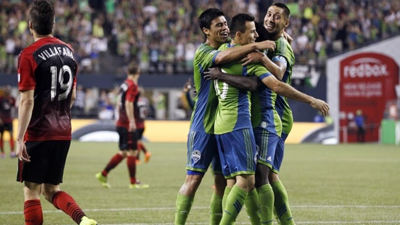 Seattle Sounders celebrate against Portland Timbers 2014