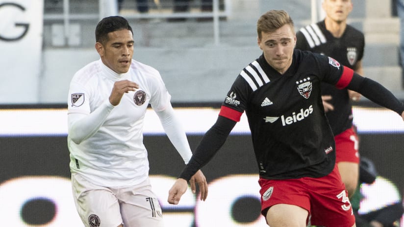 Julian Gressel on the ball for D.C. United