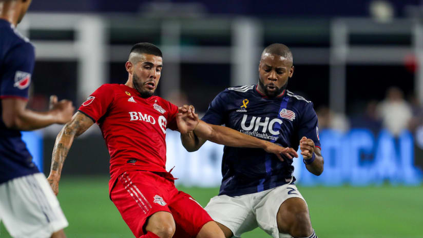 Alejandro Pozuelo on the ball vs. Revs