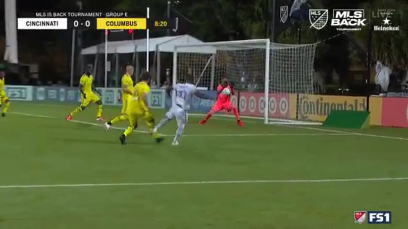 SAVE: Eloy Room, Columbus Crew SC - 8th minute