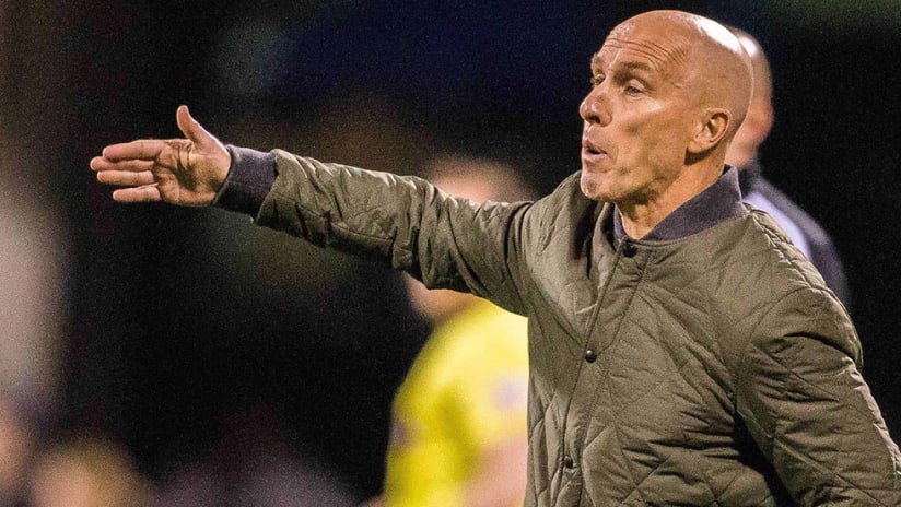 Bob Bradley - LAFC - pointing