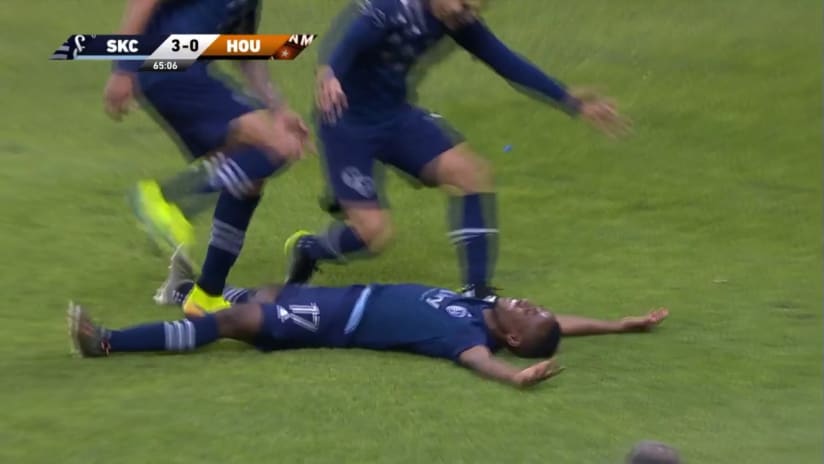 GOAL: Gadi Kinda finishes off a feed from Alan Pulido