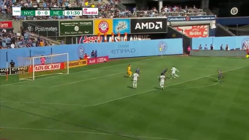 GOAL: Juan Fernando Caicedo gets behind the defense and finishes