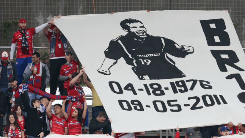 Bobby Rhine tifo - FC Dallas - April 2016