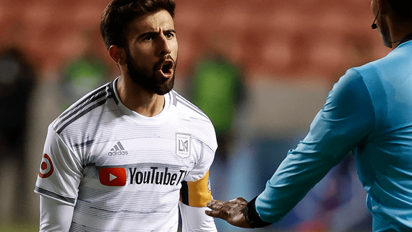 Diego Rossi - LAFC - close up - disagreeing with ref