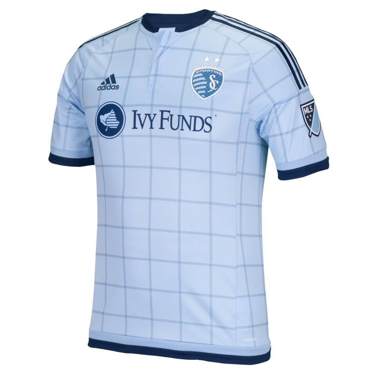 24 Under 24: #24 Erik Palmer-Brown, Sporting KC - http://images.footballfanatics.com/FFImage/thumb.aspx?i=/productImages/_2058000/ff_2058546_xl.jpg