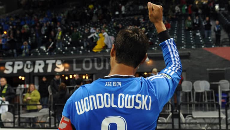 Rare air: San Jose Earthquakes' Chris Wondolowski contemplates approaching honor of 100-goal club -