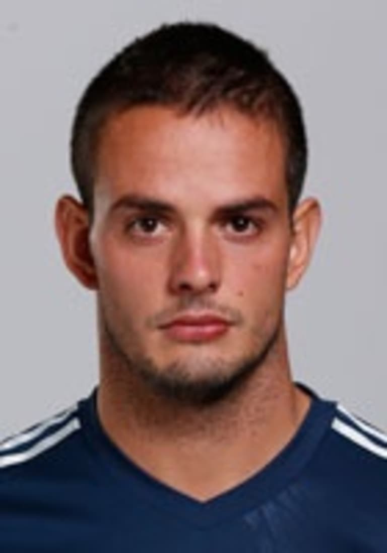 Vancouver Whitecaps FC | 2015 Team Guide - //league-mp7static.mlsdigital.net/mp6/imagecache/player_profile_headshot/players/head-shots/Octavio-Rivero.jpg