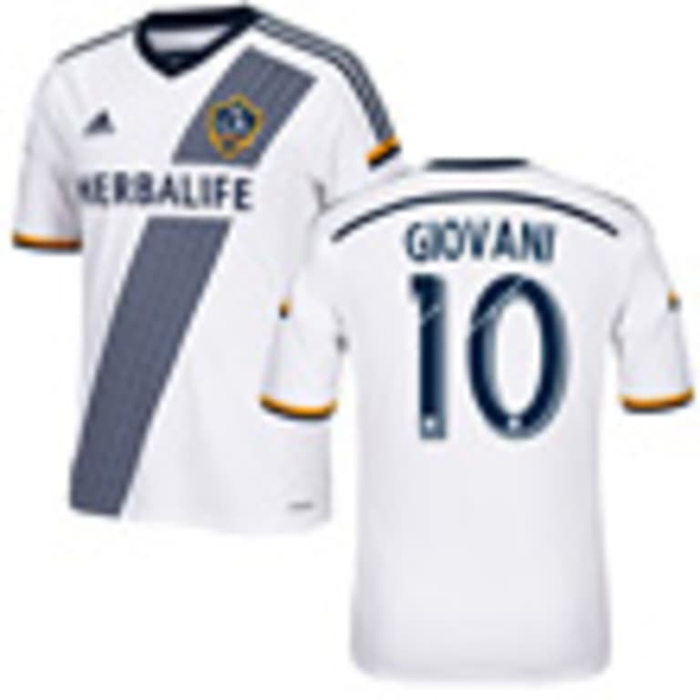 LA Galaxy's new star Giovani Dos Santos scores in debut appearance - //league-mp7static.mlsdigital.net/mp6/image_nodes/2015/08/gds-jersey.jpg