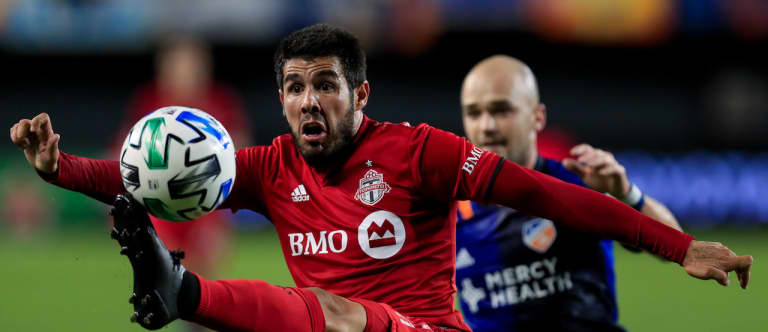 Key MLS storylines to watch in the final weeks of the regular season | Andrew Wiebe - https://league-mp7static.mlsdigital.net/images/Alejandro%20Pozuelo%20on%20ball.jpg