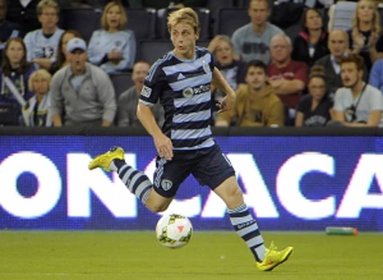 Canada's Marcel de Jong challenging longtime Sporting KC starter Seth Sinovic for spot at left back -