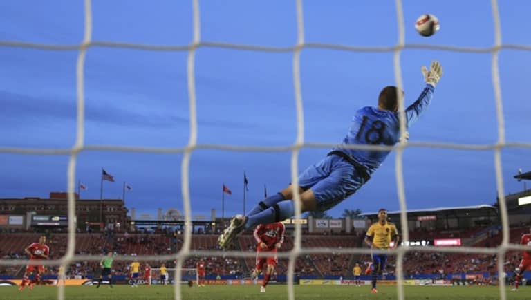 FC Dallas' Chris Seitz meets his bone marrow recipient, two years after life-saving transplant -