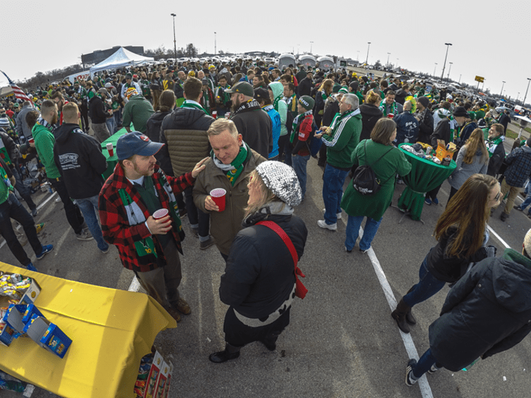 Beards, beer and the betrothed: 24 hours behind the scenes at MLS Cup | THE WORD - https://league-mp7static.mlsdigital.net/images/MLSCUPCBPM-1-4.png