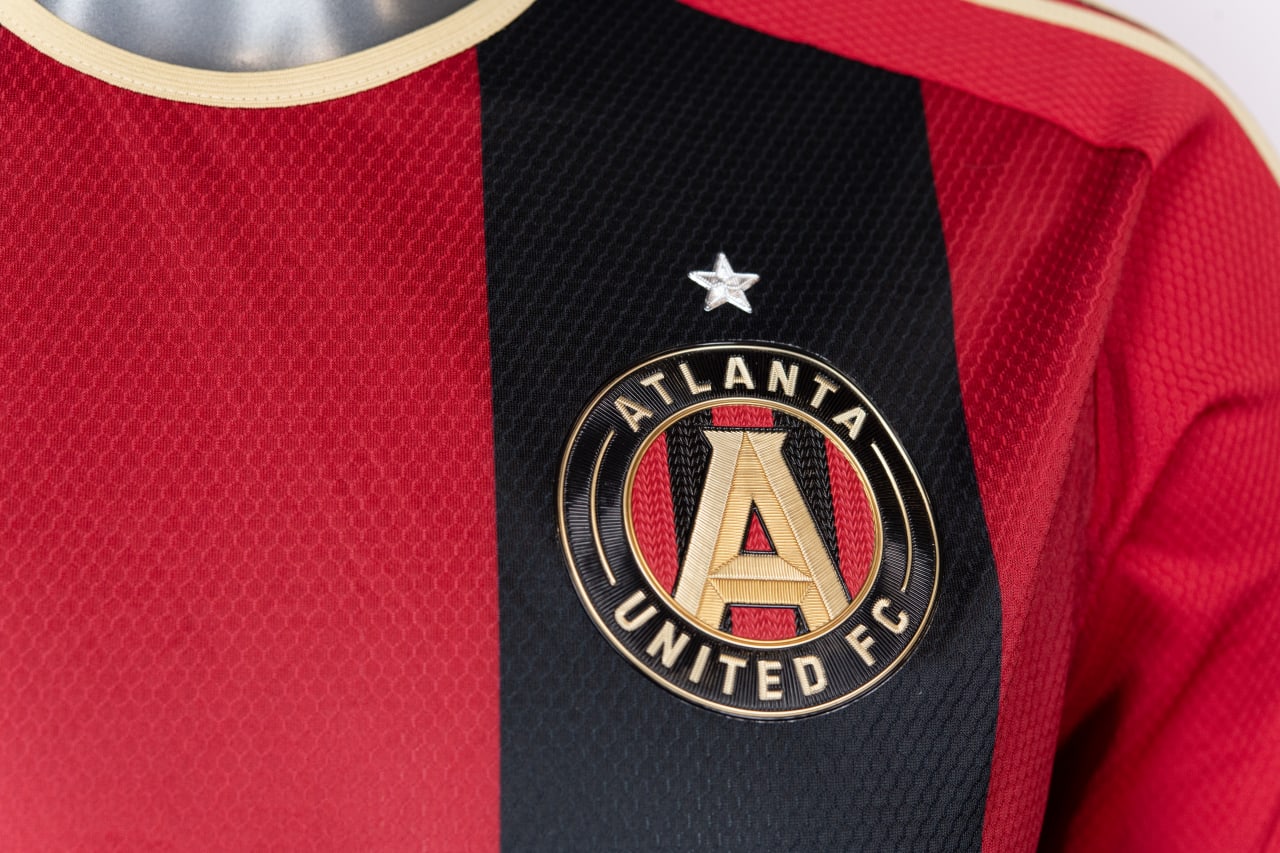 Atl utd new kit cheap