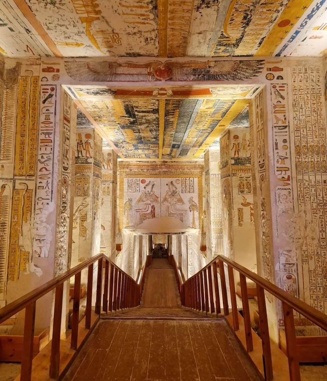 Luxor — Gruppenfahrt im Van 5