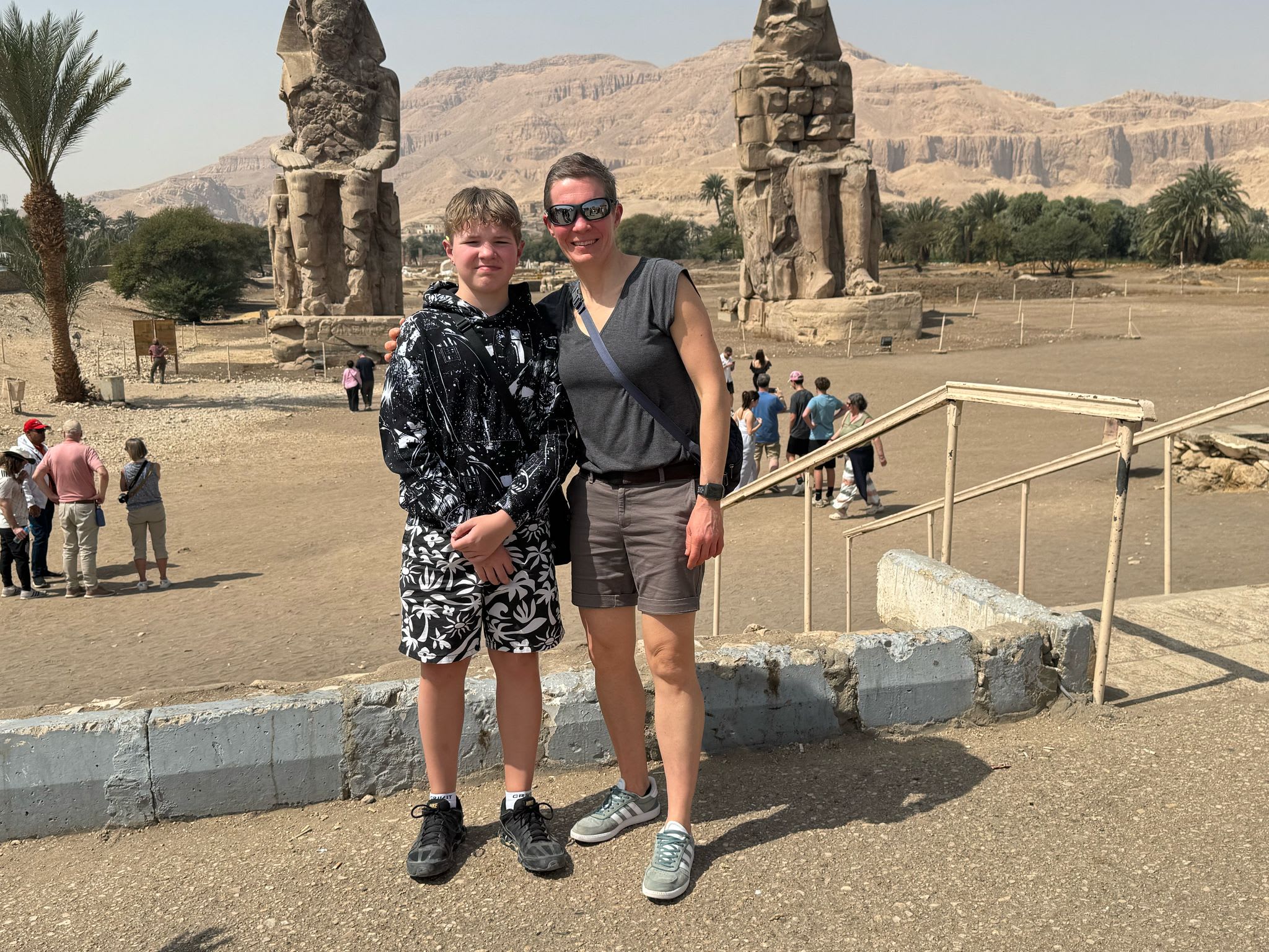 Luxor — Gruppenfahrt im Van 12