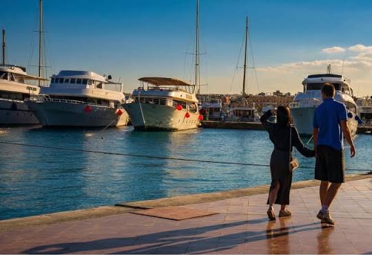 Hurghada City Tour  8