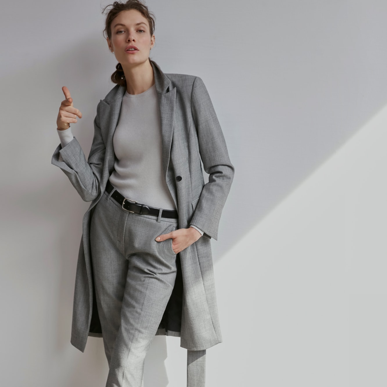 Woman wearing the Cheryl jecket