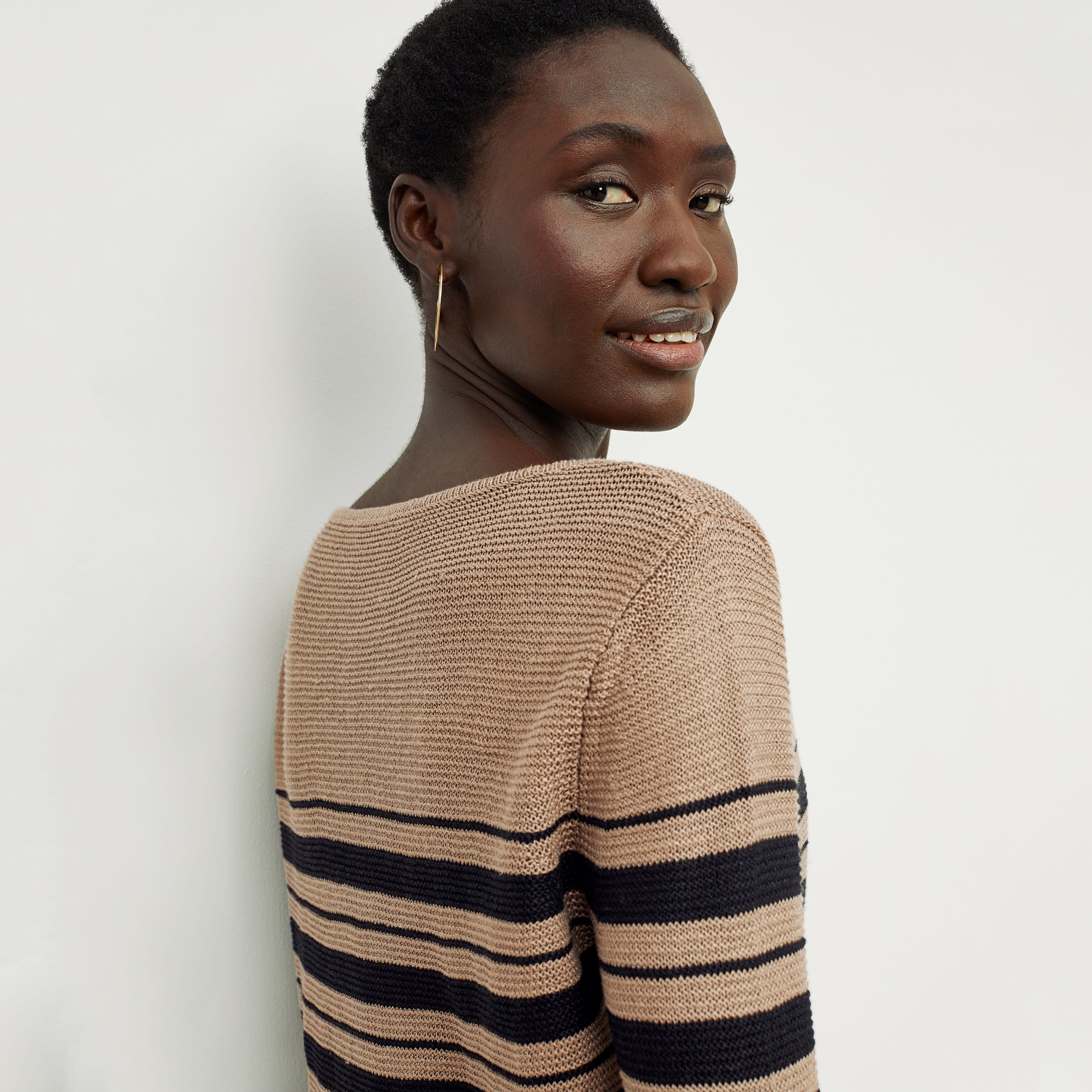 The Samara Sweater—Knit Linen - Oak / Black | M.M.LaFleur