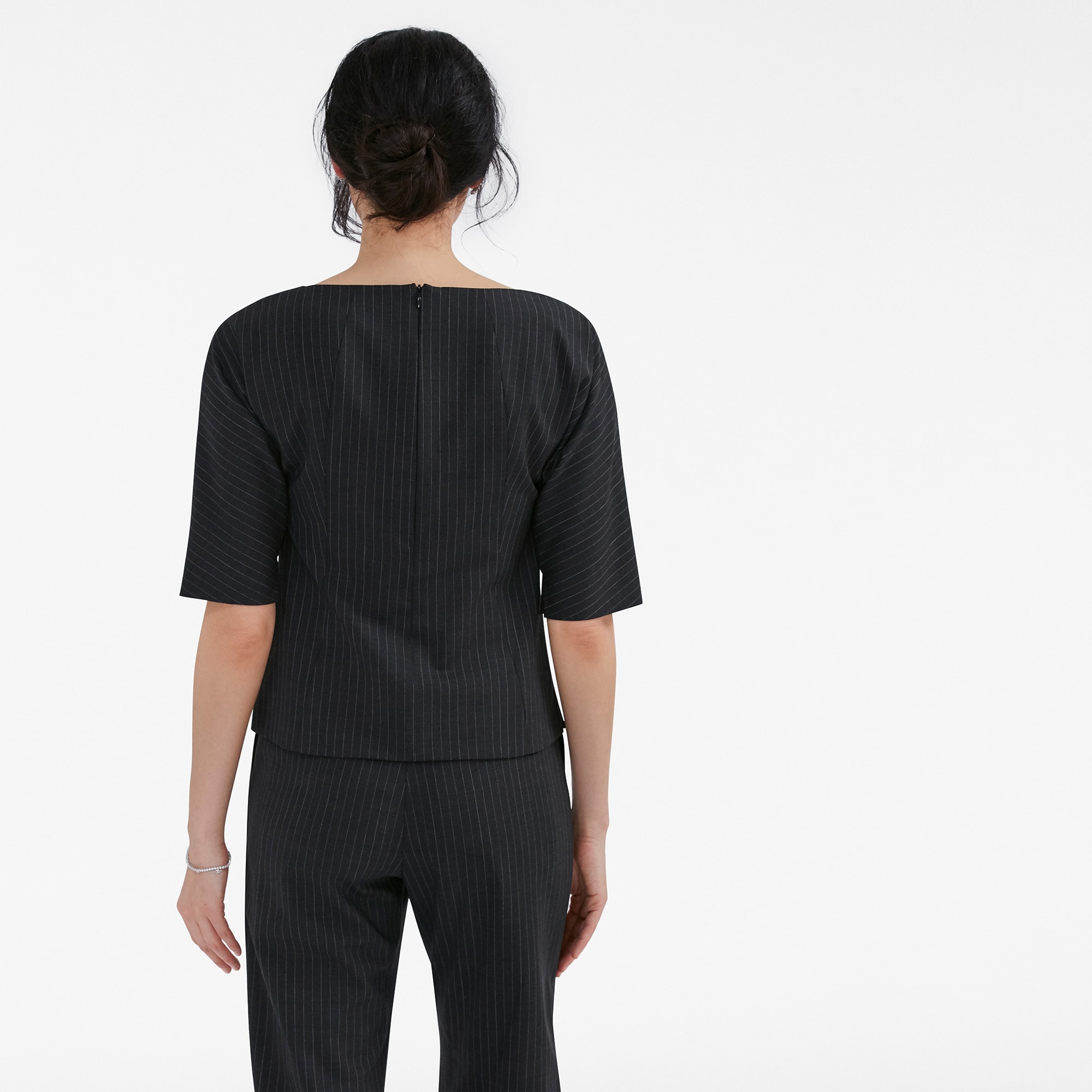 The Krasner Top—Pinstripe - Charcoal / White | M.M.LaFleur