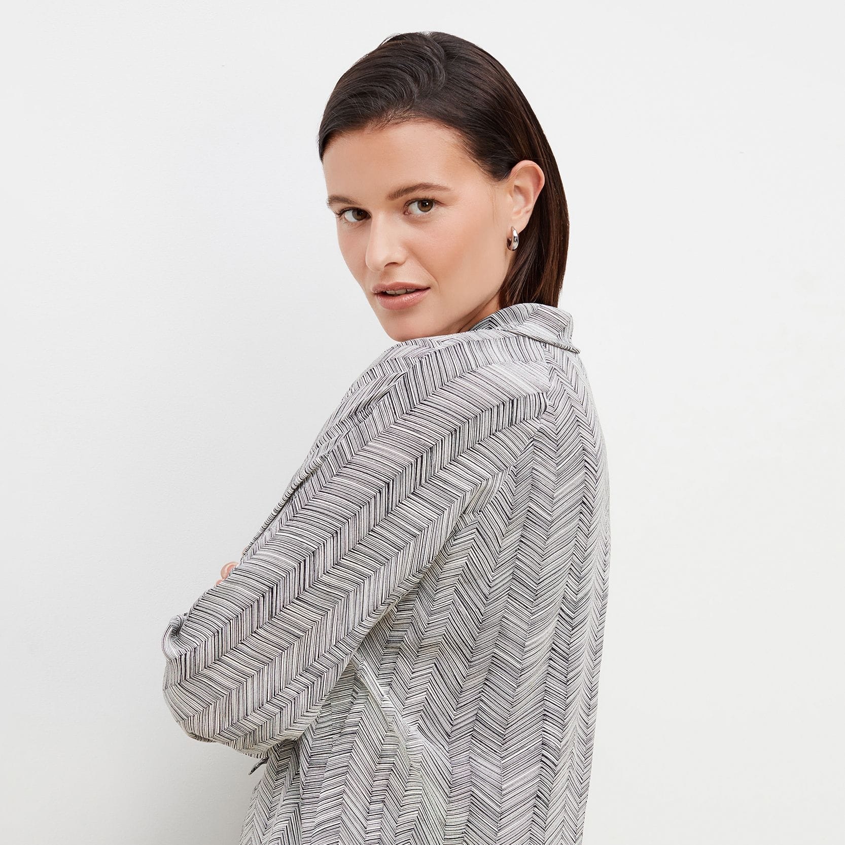 The Bridget Top—Fine Herringbone - Ivory / Black | M.M.LaFleur