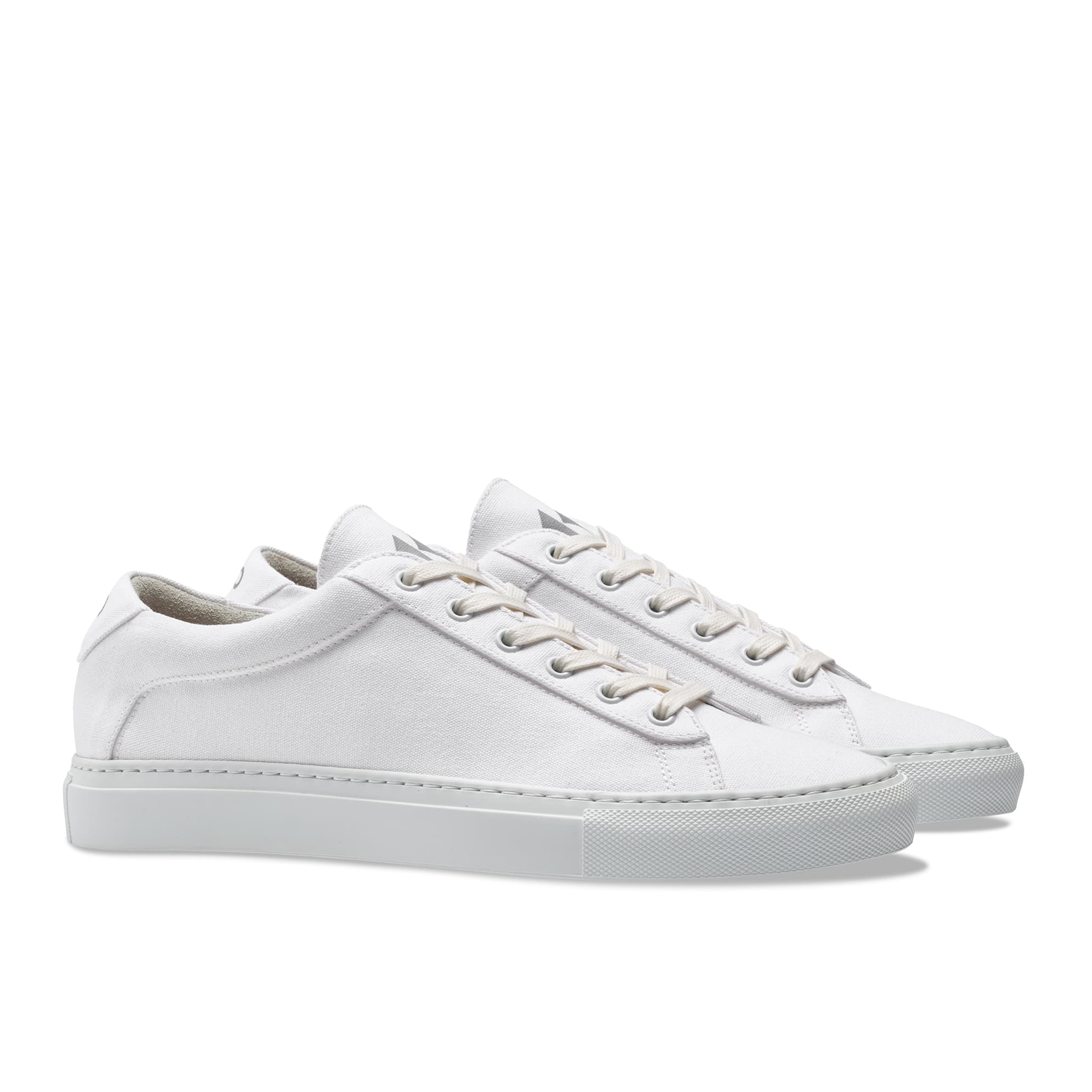 The Koio Capri Bianco Low-Top Sneakers—Canvas - White | M.M.LaFleur