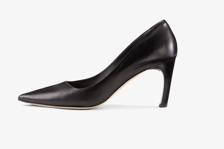 Ginger pump in black