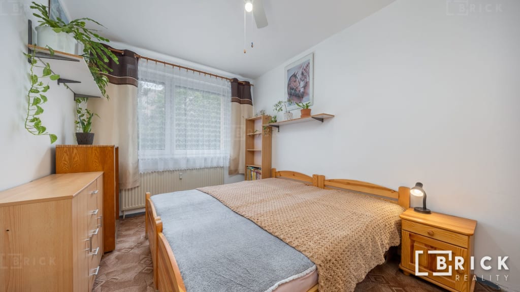 PREDAJ: 3 izbový byt, 62 m2, I. Bukovčana 22, BA - Devínska Nová Ves