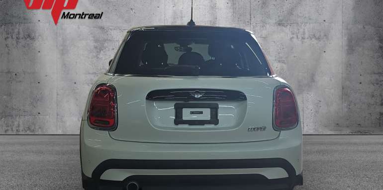Mini Cooper 2024 blanc