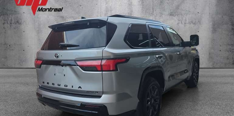 Toyota Sequoia Platinum 2025 argent