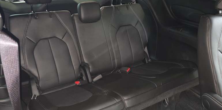 Chrysler Grand Caravan SXT 2025 noir