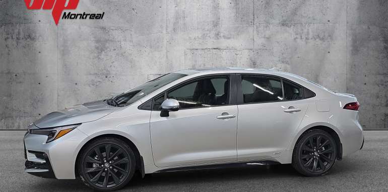 Toyota Corolla Hybrid XSE 2025 argent