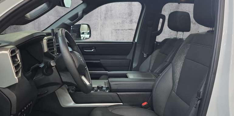 Toyota Sequoia Limited 2025 blanc