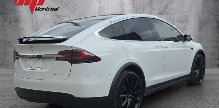 Tesla Model X Performance LUDICROUS AWD 2021 blanc