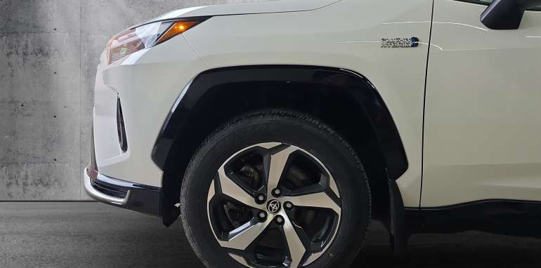 Toyota Rav4 Prime SE 2024 blanc