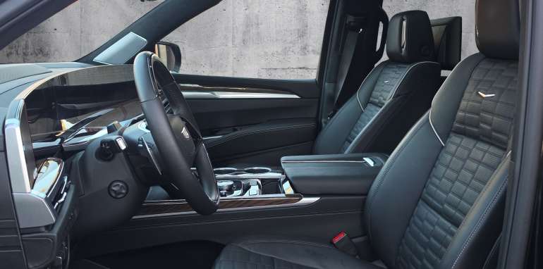 CADILLAC ESCALADE SPORT PLATINUM 2026 noir